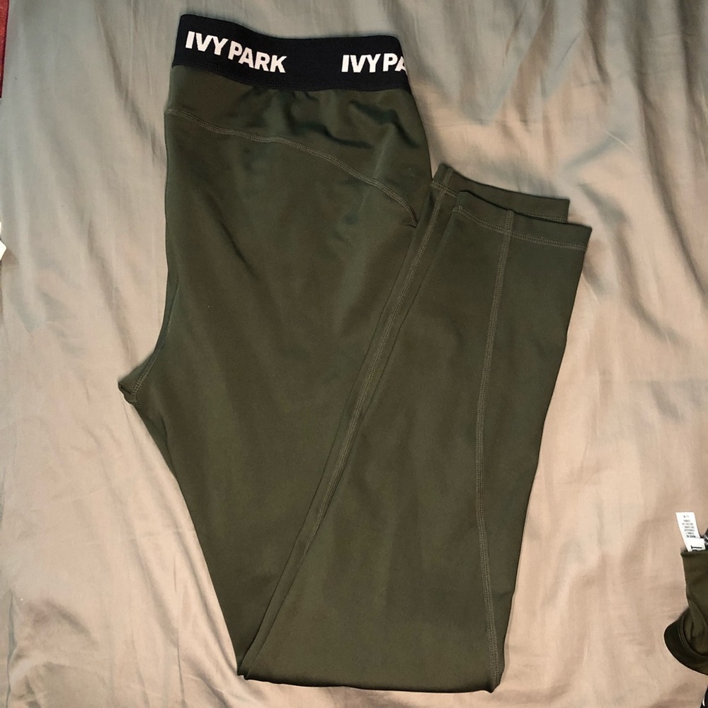 IVY PARK leggings